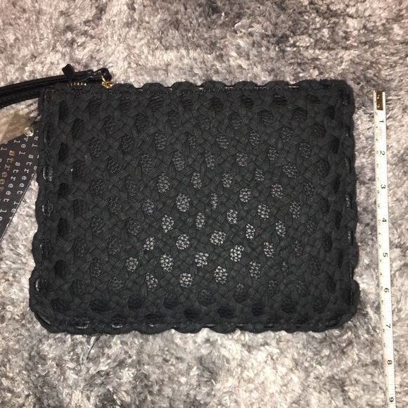 NWT Street Level Black Wristlet Clutch - Picture 7 of 7